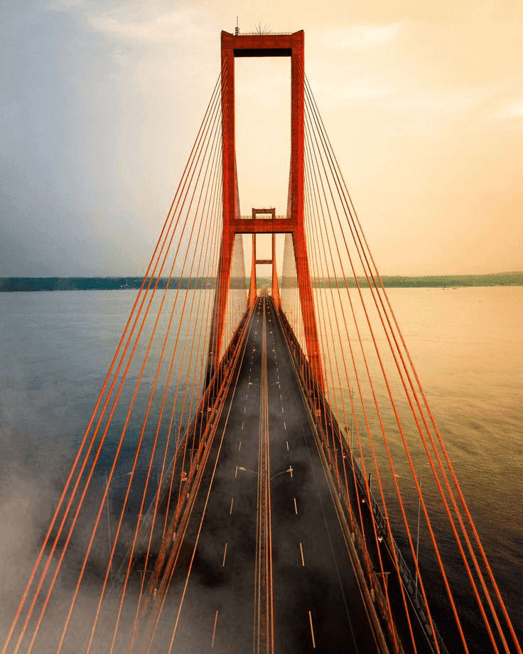 Jembatan Suramadu